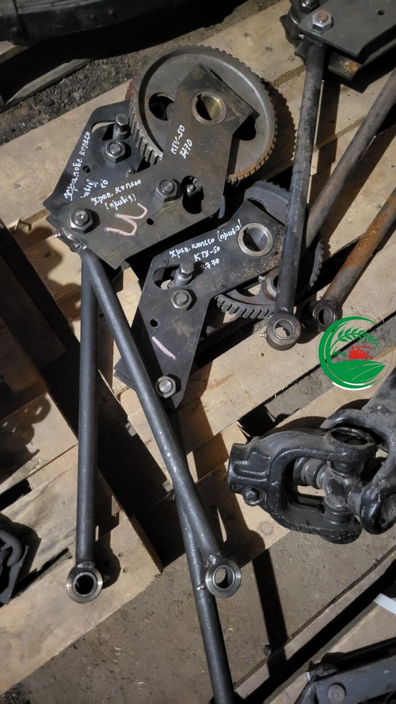 Привід продольного транспортеру (кривошипний механізм) КТУ 50.1480-10